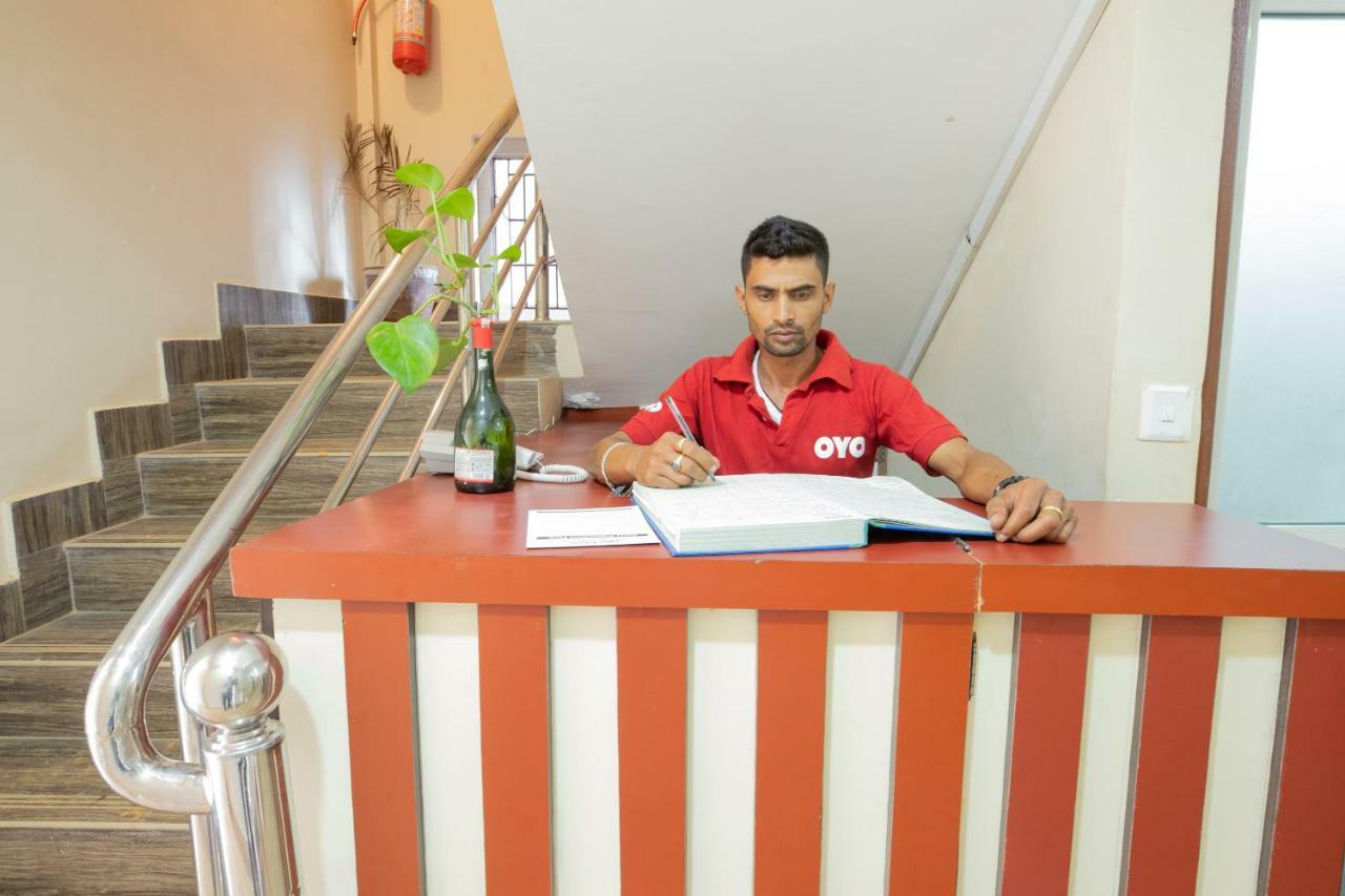 Oyo 281 Twins Kitchen Otel Dhulikhel Dış mekan fotoğraf