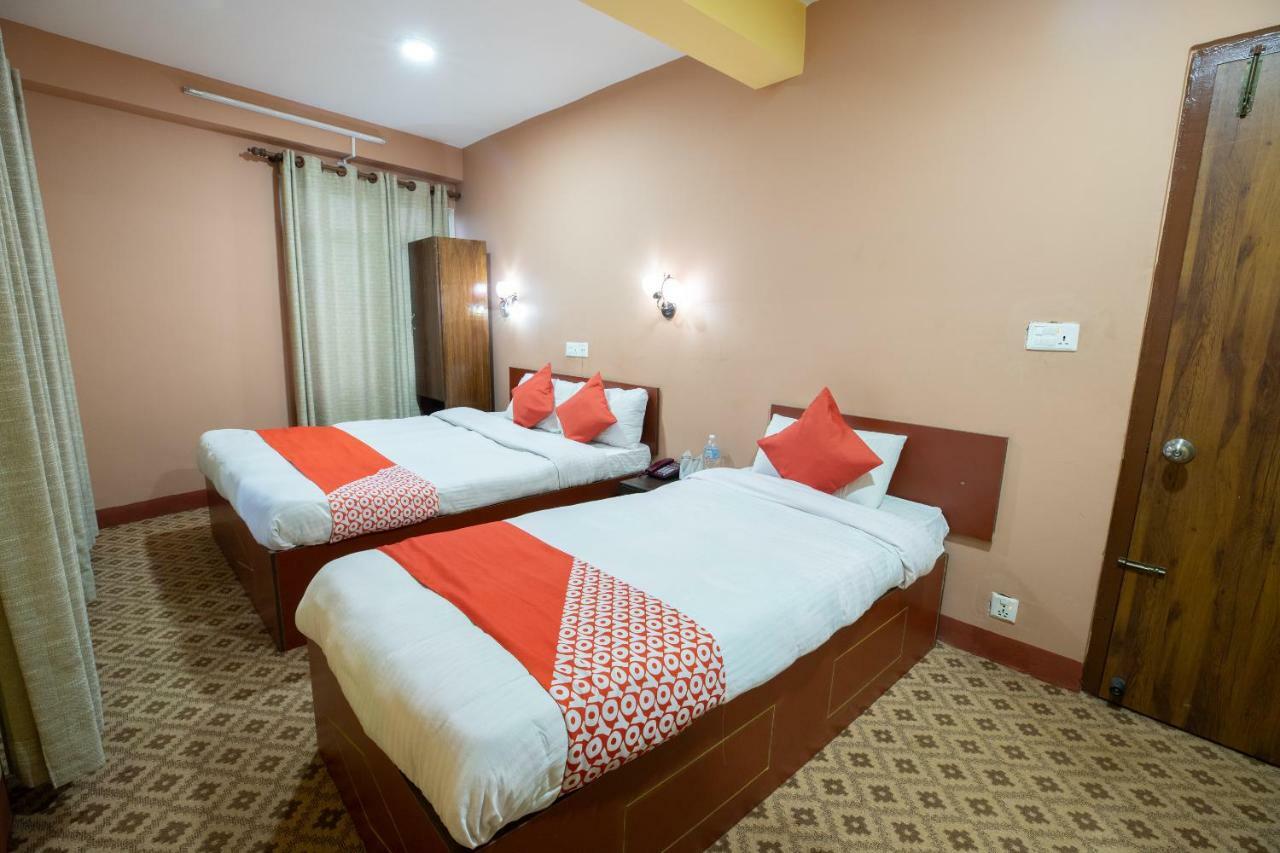 Oyo 281 Twins Kitchen Otel Dhulikhel Dış mekan fotoğraf