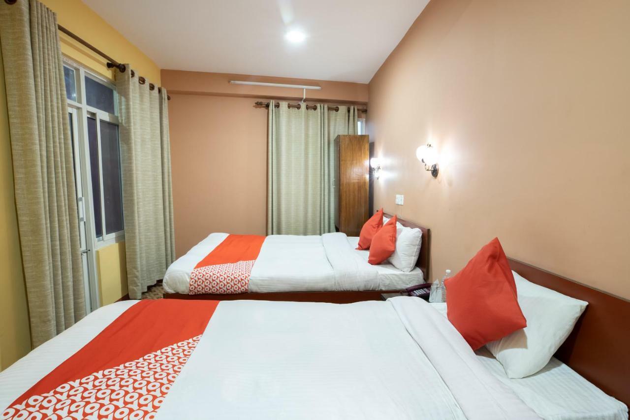 Oyo 281 Twins Kitchen Otel Dhulikhel Dış mekan fotoğraf