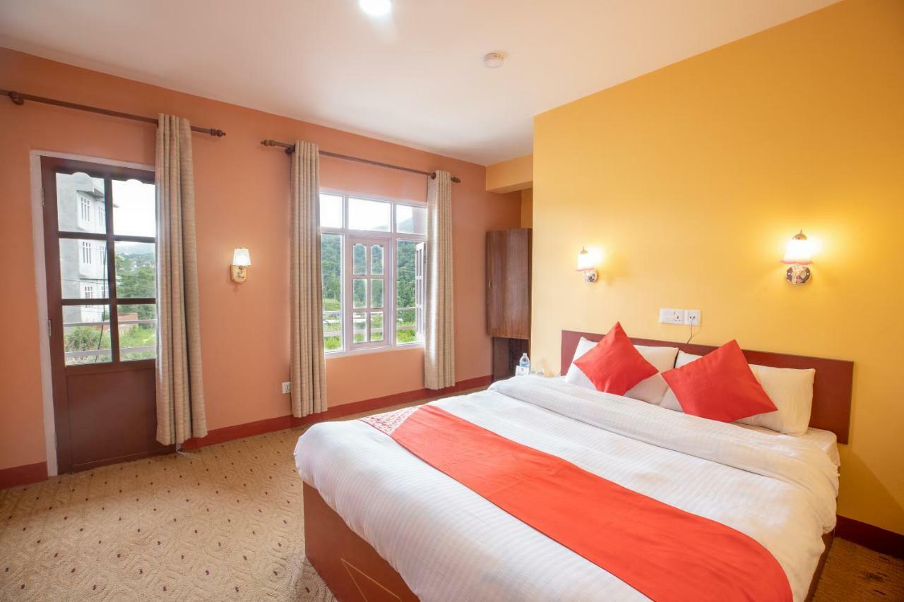Oyo 281 Twins Kitchen Otel Dhulikhel Dış mekan fotoğraf