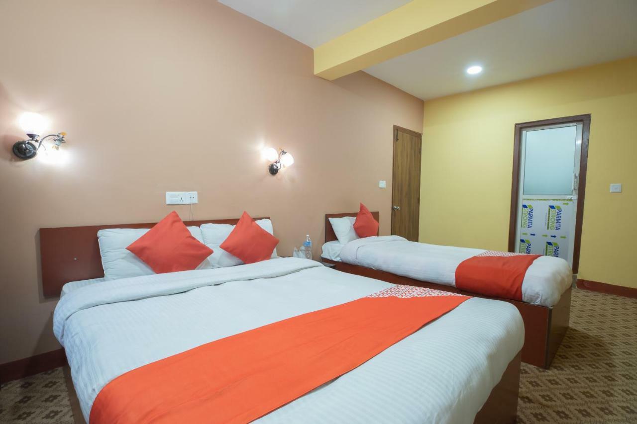 Oyo 281 Twins Kitchen Otel Dhulikhel Dış mekan fotoğraf
