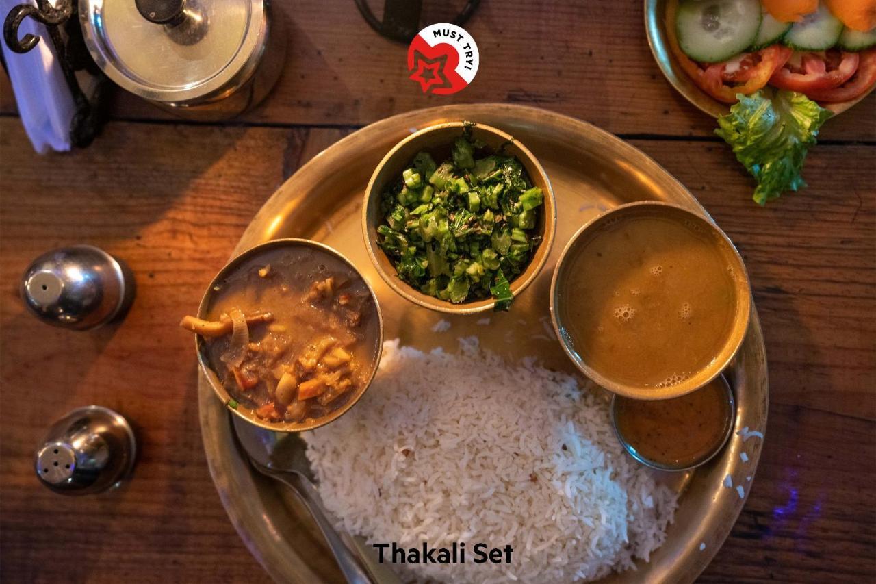 Oyo 281 Twins Kitchen Otel Dhulikhel Dış mekan fotoğraf